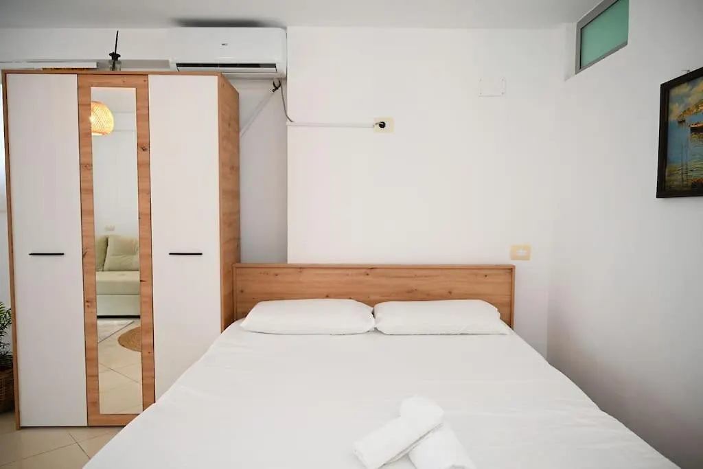 Apartment Eja N'Adriatik- Beach Studio Durres