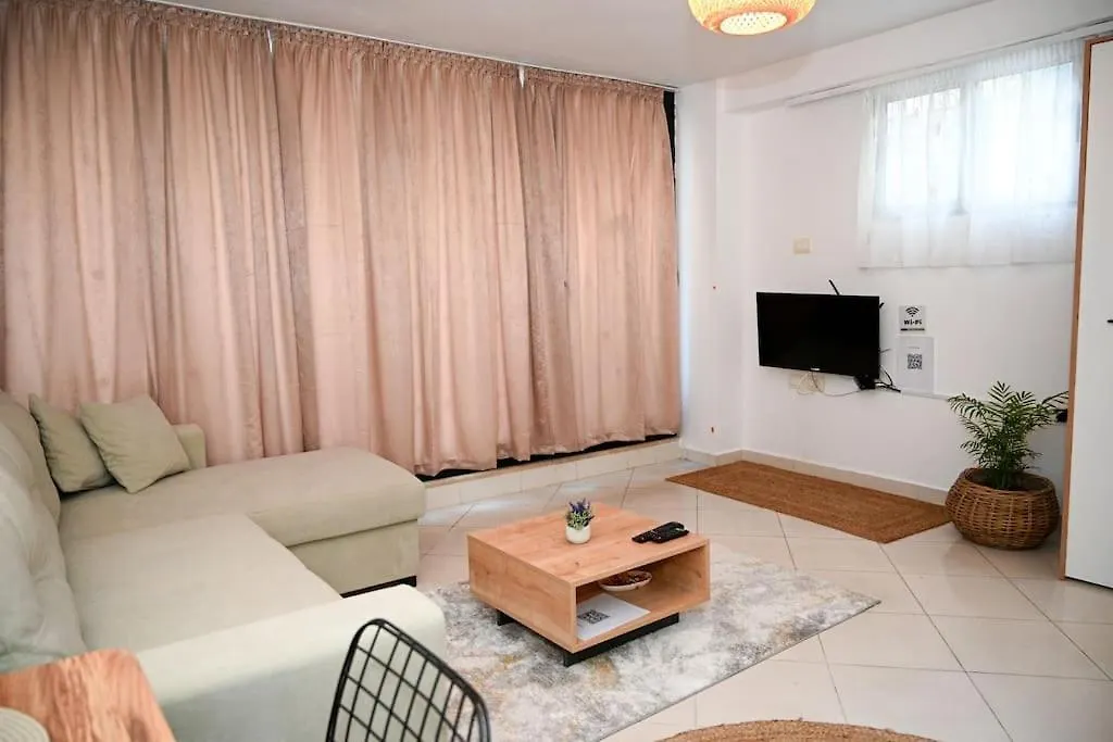 Eja N'Adriatik- Beach Studio Durres
